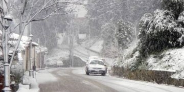 Ξύπνησαν στα λευκά οι κάτοικοι σε περιοχές της Θεσσαλονίκης (Eικόνες)