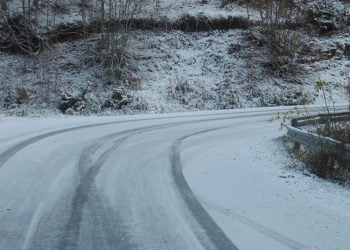 Θεσσαλονίκη: Δείτε ποιοι δρόμοι έκλεισαν λόγω χιονιού και παγετού