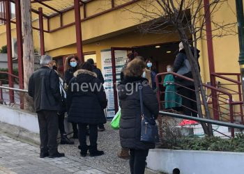 Κόκκινος συναγερμός στους δήμους Ευόσμου και Νεάπολης – Στην ουρά για rapid test