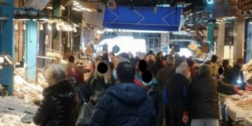 Θεσσαλονίκη: Το αδιαχώρητο στην αγορά του Καπανίου για το σαρακοστιανό τραπέζι