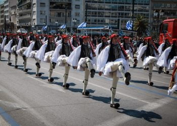 Πελώνη: Δεν θα γίνουν παρελάσεις την 25η Μαρτίου παρά μόνο η στρατιωτική