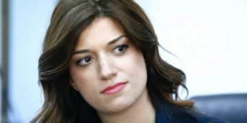Νοτοπούλου: «Άφησαν τους έμπορους και τους επιχειρηματίες να ετοιμαστούν και στην συνέχεια τους “άδειασαν”»