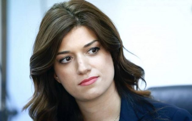 Νοτοπούλου: «Άφησαν τους έμπορους και τους επιχειρηματίες να ετοιμαστούν και στην συνέχεια τους “άδειασαν”»