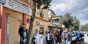 Εύοσμος: Συνελήφθη η μητέρα που ήθελε να μπει ο γιος της στο σχολείο χωρίς self test