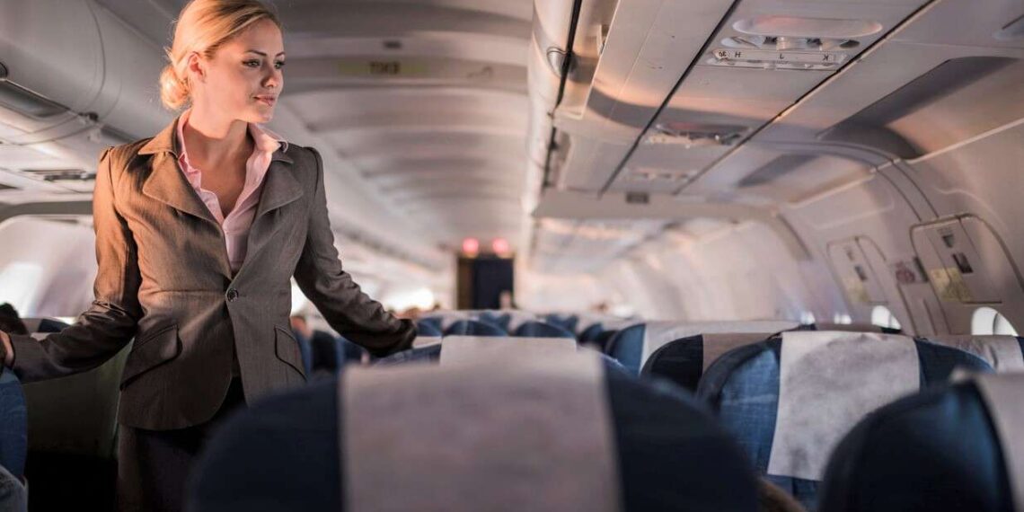 Επιβάτης παρενόχλησε σεξουαλικά αεροσυνοδούς σε πτήση Θεσσαλονίκη-Αθήνα