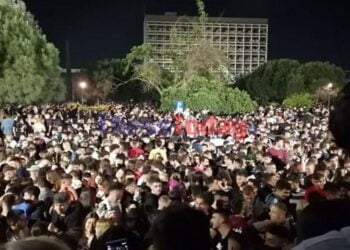 Θεσσαλονίκη: Χιλιάδες φοιτητές σε κορωνοπάρτι στο ΑΠΘ