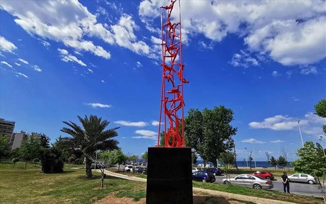 Θεσσαλονίκη: Νέο τοπόσημο της πόλης το γλυπτό «Meteoron»