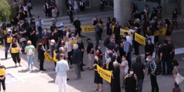 Θεσσαλονίκη: Σιωπηλή διαμαρτυρία για τις αρχαιότητες του μετρό της Βενιζέλου