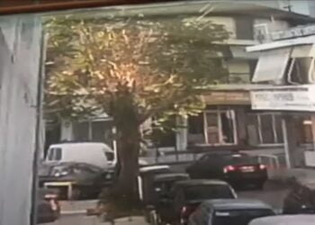 Bίντεο-ντοκουμέντο από τους πυροβολισμούς στον Εύοσμο με έναν τραυματία