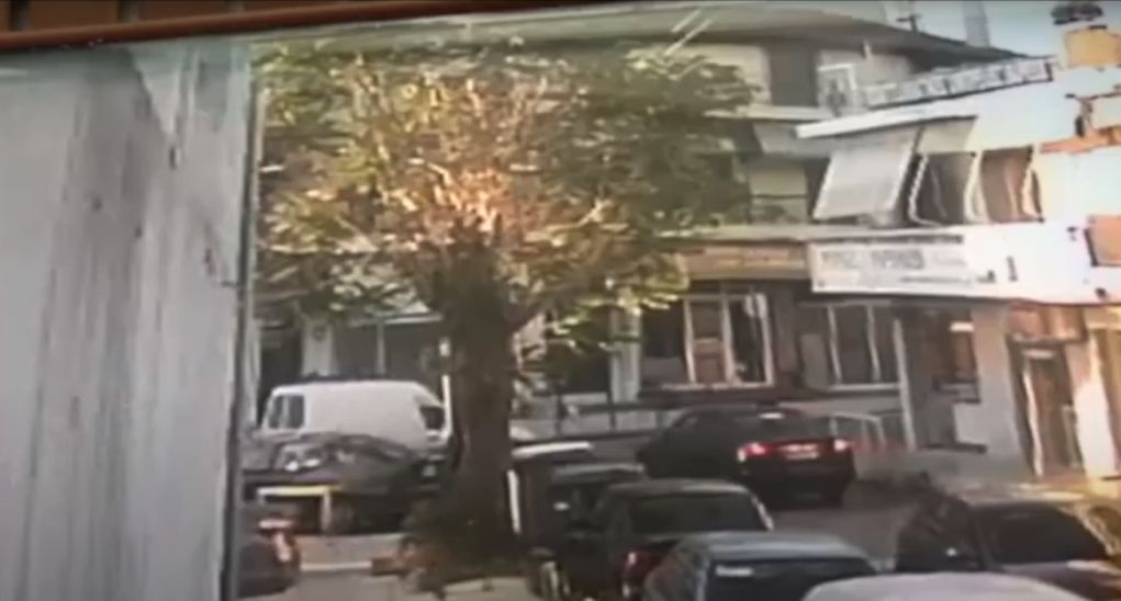 Bίντεο-ντοκουμέντο από τους πυροβολισμούς στον Εύοσμο με έναν τραυματία