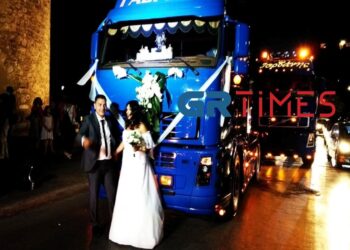 Θεσσαλονίκη: Γαμήλιο γλέντι με νταλίκες