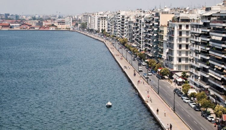 Θεσσαλονίκη: Ο Μπαντέρας «απογειώνει» τα Airbnb – Χιλιάδες κρατήσεις για όλο το καλοκαίρι