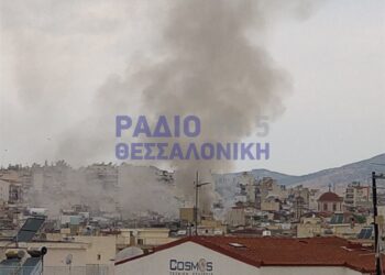 Τραγωδία στην Σταυρούπολη: Νεκρός ο ηλικιωμένος – Έβαλε φωτιά στο διαμέρισμα του και αυτοκτόνησε (Εικόνες)