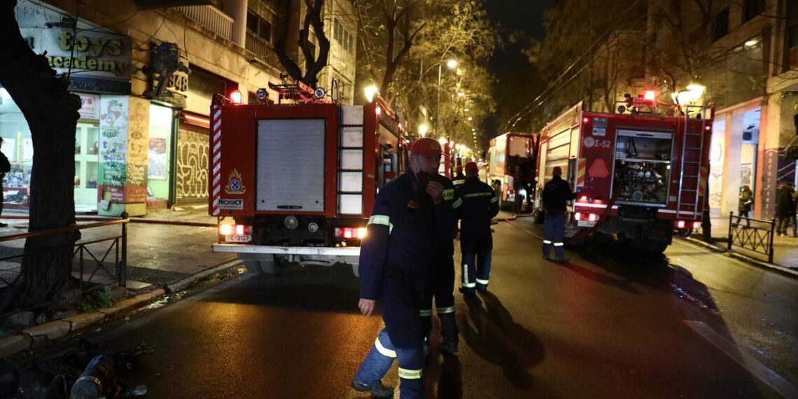 Εύοσμος: Φωτιά σε εστιατόριο της οδού Παύλου Μελά (Βίντεο)