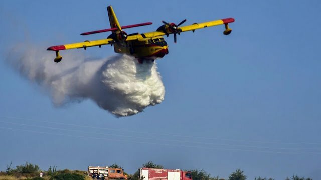 Πυρκαγιές: Από τα γερασμένα Καναντέρ στο θηριώδες Beriev – Αυτός είναι ο εναέριος στόλος της Ελλάδας