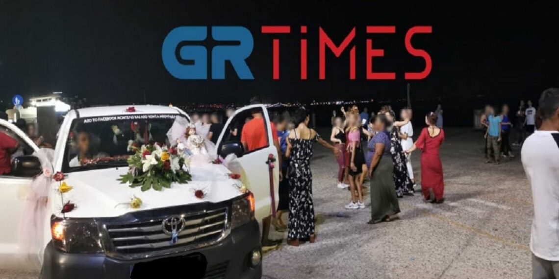 Κορονογλέντι στη Θεσσαλονίκη: Ξέφρενοι χοροί και τραγούδια για ένα τάμα