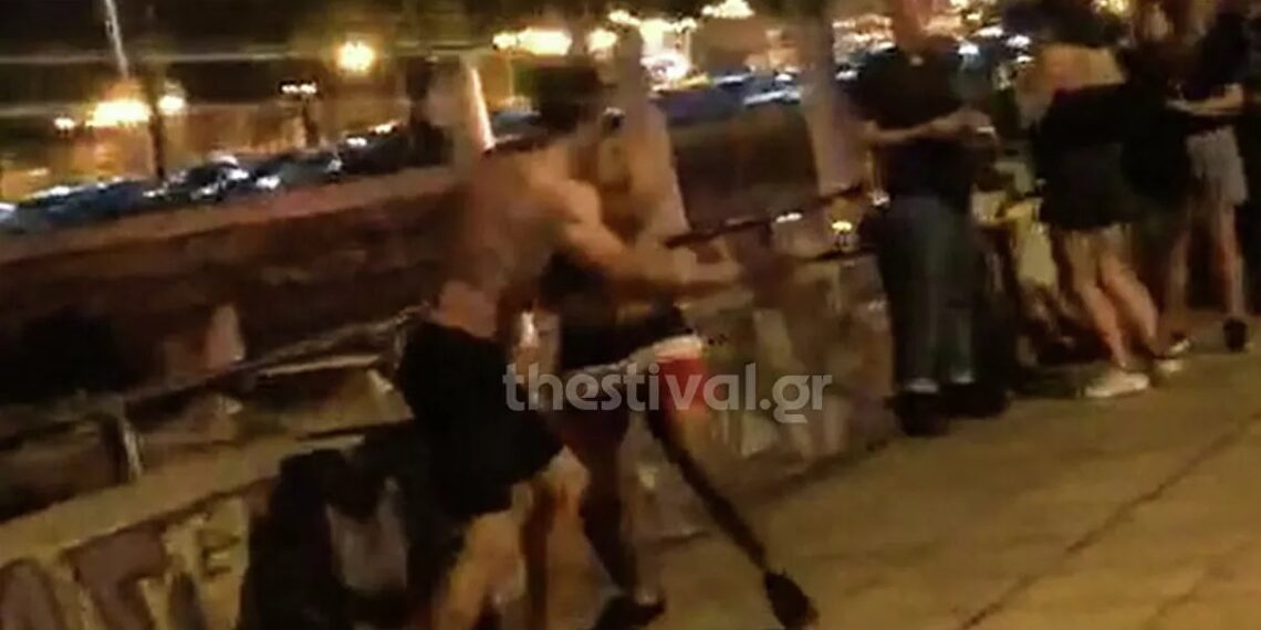 Βίντεο – σοκ από το άγριο φονικό στη Θεσσαλονίκη: Κυνηγούσε με μαχαίρι νεαρό και τον σκότωσε