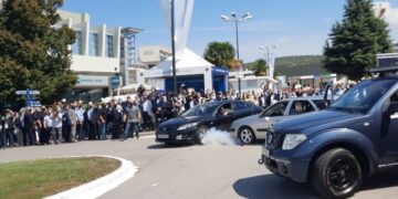 Ακινητοποίηση «κακοποιού» υπό το βλέμμα του Μητσοτάκη στη ΔΕΘ