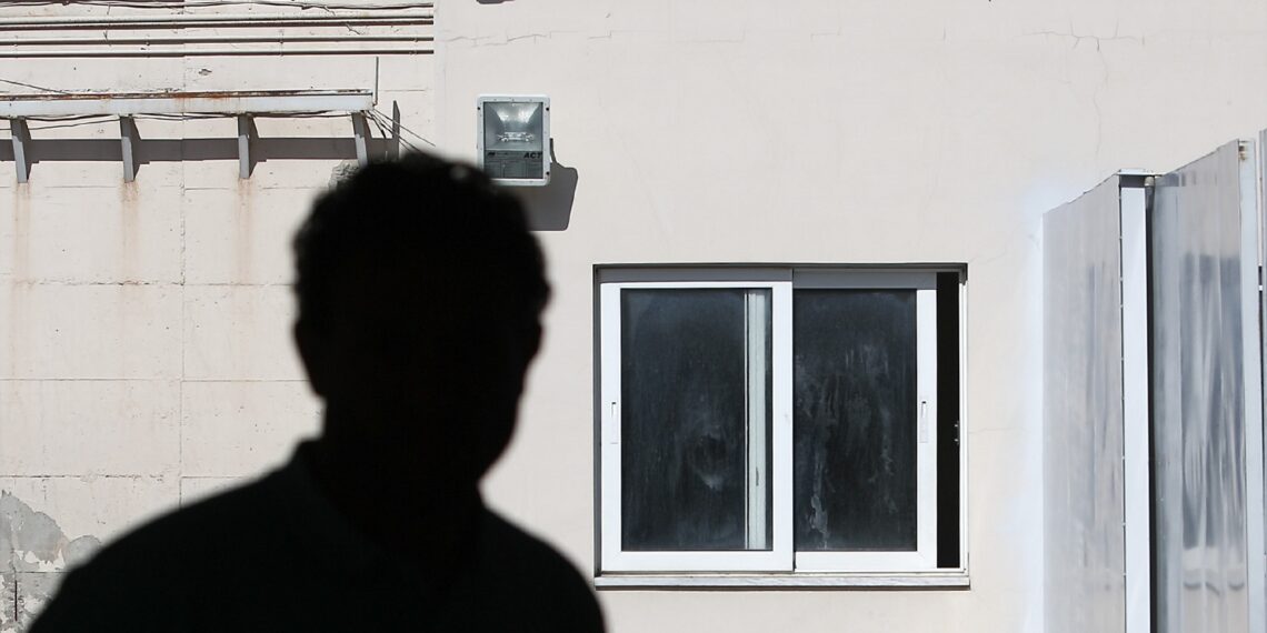 «Δραπέτευσε» από τις φυλακές Διαβατών και μπήκε στο πανεπιστήμιο – Διάβασμα στο κελί