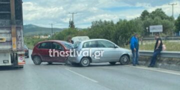 Θεσσαλονίκη: Κυκλοφοριακό κομφούζιο στην περιφερειακή οδό λόγων 2 τροχαίων