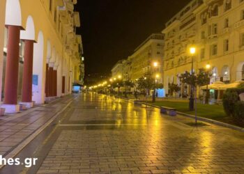 Θεσσαλονίκη: Έρημοι δρόμοι μετά το μίνι lockdown – 100% πληρότητα στις ΜΕΘ Covid