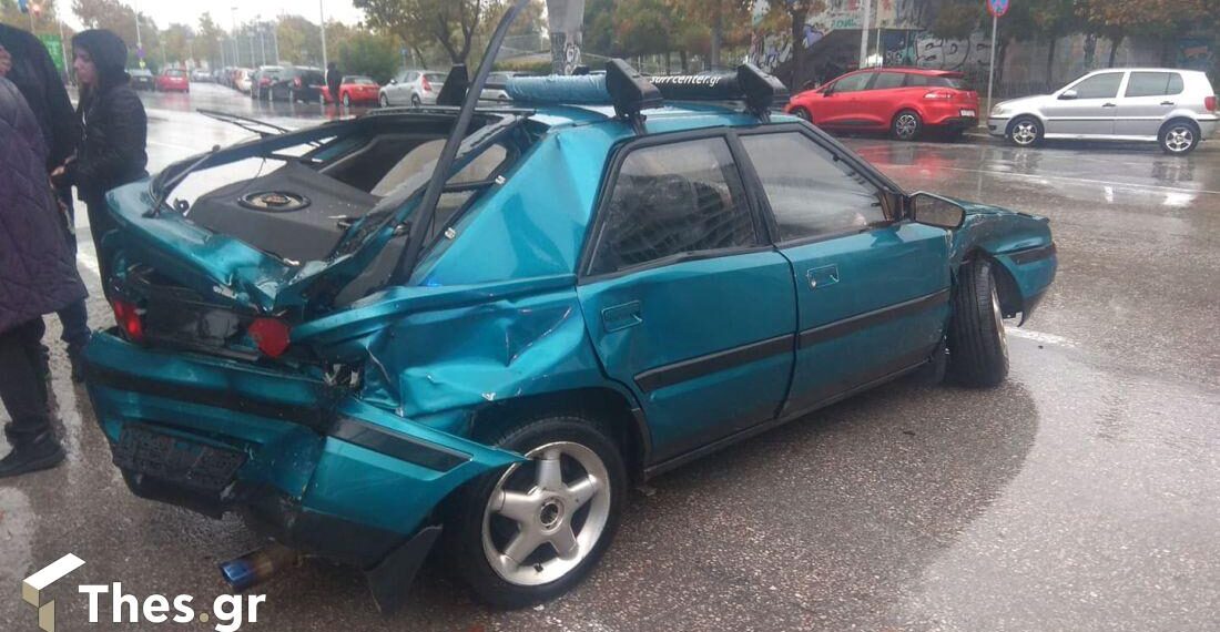 Θεσσαλονίκη: Φορτηγό συγκρούστηκε με δύο αυτοκίνητα στη Λεωφόρο Στρατού