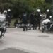 ΠΡΙΝ ΛΙΓΟ: Επεισόδια και προσαγωγές κουκουλοφόρων που ξεκίνησαν πορεία από το ΕΠΑΛ Ευόσμου (Εικόνες & βίντεο)