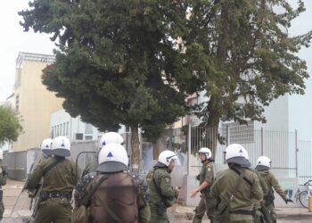 Φυλάκιση 12 μηνών σε τρεις νεαρούς για τα επεισόδια στο ΕΠΑΛ Ευόσμου