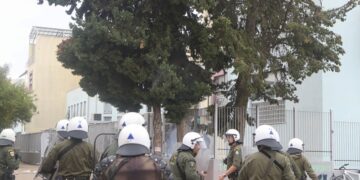 Φυλάκιση 12 μηνών σε τρεις νεαρούς για τα επεισόδια στο ΕΠΑΛ Ευόσμου