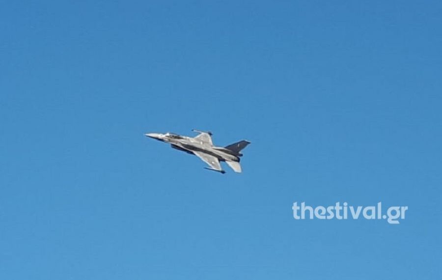 Θεσσαλονίκη: Αυτός είναι ο πιλότος που θα “σκίσει” τους ουρανούς με το F-16 στην παρέλαση της 28ης Οκτωβρίου (Εικόνα)