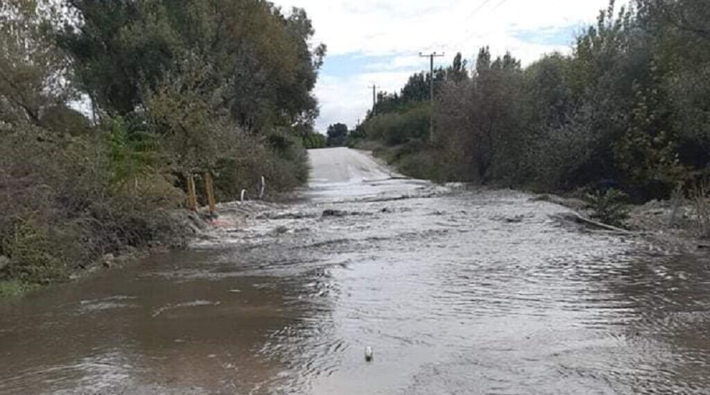 Θεσσαλονίκη: Υπερχείλισε ο Γαλλικός – Κλείσανε δρόμοι