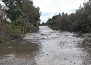 Θεσσαλονίκη: Υπερχείλισε ο Γαλλικός – Κλείσανε δρόμοι