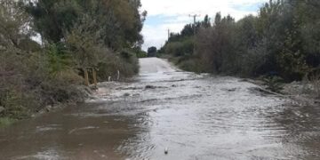 Θεσσαλονίκη: Υπερχείλισε ο Γαλλικός – Κλείσανε δρόμοι