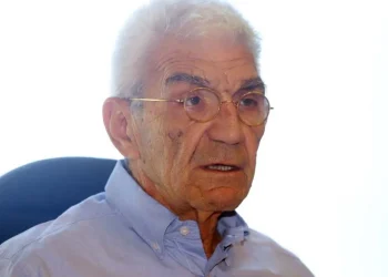 Γιάννης Μπουτάρης: «Είμαι αλκοολικός, θα πεθάνω με ένα μπουκάλι κρασί στο χέρι» (video)