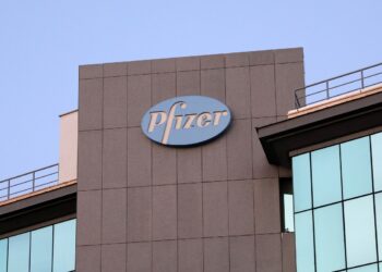 Pfizer: Αύριο τα εγκαίνια του κέντρου ψηφιακής καινοτομίας στη Θεσσαλονίκη παρουσία Μητσοτάκη