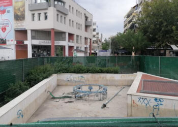 Θεσσαλονίκη: Ανακατασκευή του σιντριβανιού στην κεντρική πλατεία Ευόσμου