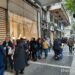 Θεσσαλονίκη: “Ουρές” από νωρίς το πρωί σε πολυκαταστήματα για την Black Friday (Εικόνες & βίντεο)
