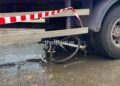 Τραγωδία στη Θεσσαλονίκη: Νεκρή ποδηλάτισσα που παρασύρθηκε από φορτηγό (Βίντεο)