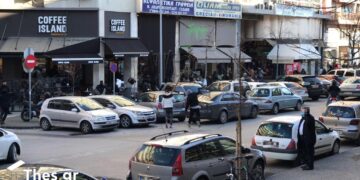 Απίστευτες σκηνές στην Θεσσαλονίκη – Αγριο ξύλο και κυνηγητό στα δικαστήρια (Εικόνες & βίντεο)