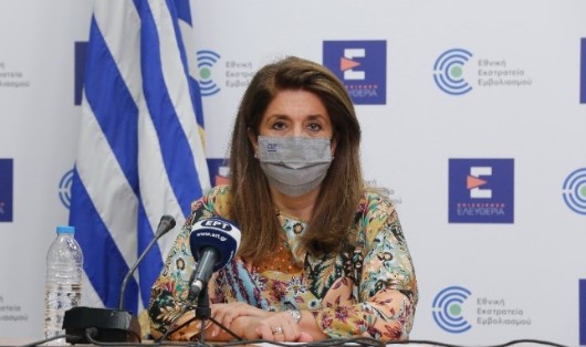 Κορονοϊός – Παπαευαγγέλου: Καλώ τους 400.000 ανεμβολίαστους άνω των 60 ετών να το ξανασκεφτούν