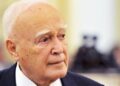Πέθανε ο Κάρολος Παπούλιας