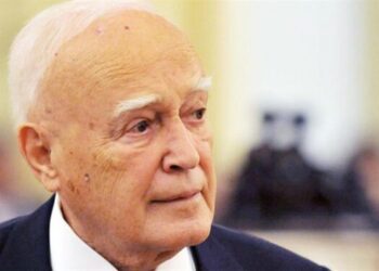 Πέθανε ο Κάρολος Παπούλιας