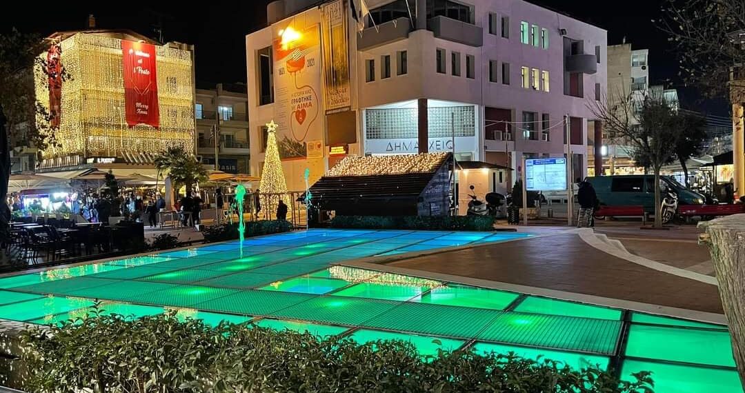 Εντυπωσιακό το νέο συντριβάνι στην πλατεία Ευόσμου (Εικόνες)