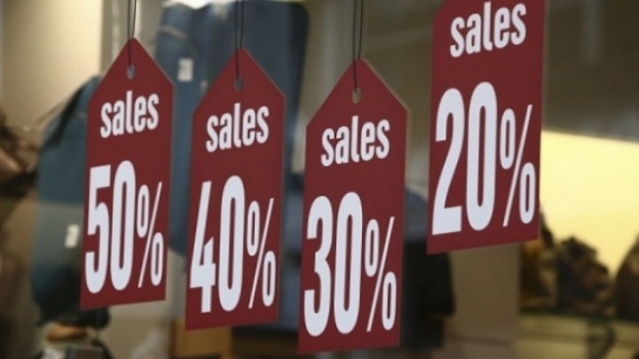 Θεσσαλονίκη: Τόνωση της αγοράς περιμένουν οι έμποροι με τις χειμερινές εκπτώσεις