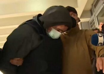 Θεσσαλονίκη: Στον εισαγγελέα με αποδοκιμασίες ο 23χρονος για τη δολοφονία του 19χρονου Άλκη