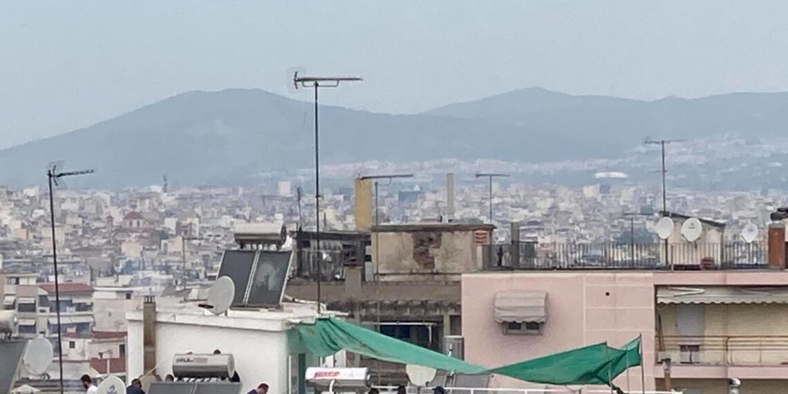 Στα «κάγκελα» για τη δυσοσμία οι κάτοικοι του Κορδελιού