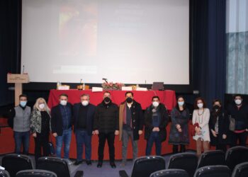 Θεσσαλονίκη: Στον Ξενώνα Κακοποιημένων Γυναικών Ευόσμου κλιμάκιο του ΚΙΝΑΛ