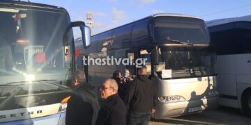 Λεωφορεία με είδη πρώτης ανάγκης αναχώρησαν από τον Ευόσμο για Ουκρανία