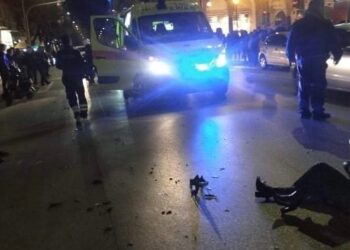 Θεσσαλονίκη: Σοβαρό τροχαίο στην Τσιμισκή – Μηχανή παρέσυρε πεζούς