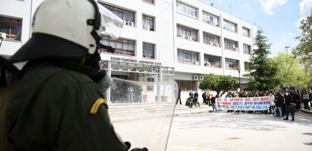 «Ακραία στοιχεία» όσοι αντιδρούν στα έργα, είπε ο Πρύτανης του ΑΠΘ